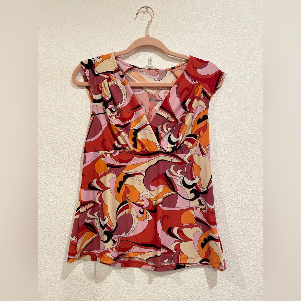 Groovy V-Neck Top